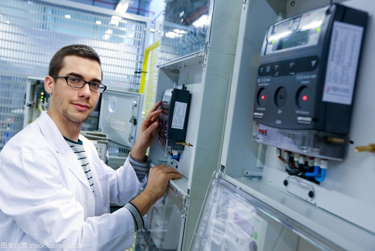 TECNALIA研究員 引領(lǐng)低壓微網(wǎng)與電器柜性能測(cè)試，賦能智能電網(wǎng)認(rèn)證服務(wù)